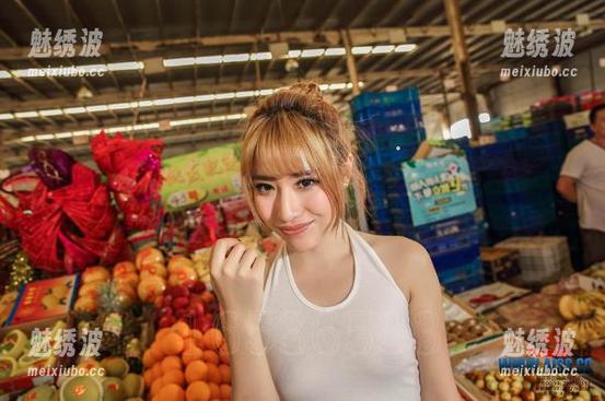 爱丝：萱萱的逛街冒险——新美图上线！