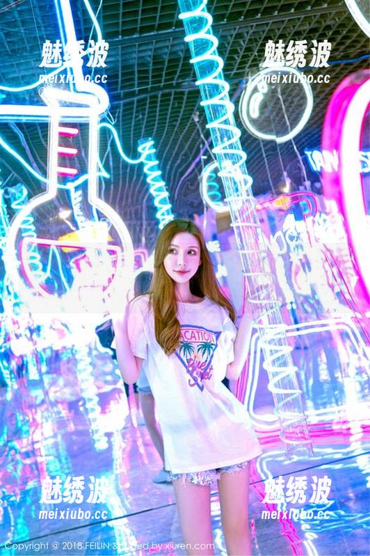 Feilin嗲囡囡-施忆佳KITTY Feilin嗲囡囡 - 施忆佳KITTY给你不一样的在线高清透明体验
