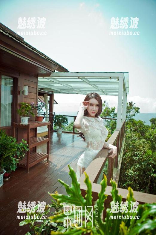 GIRLT果团网-王语纯 GIRLT果团网 - 有免费?王语纯的夏日写真,被我下载了,指尖都在痒。