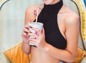 GIRLT果团网 – 把陈雅漫的丝袜资源搬到你面前，在线等你来欣赏！