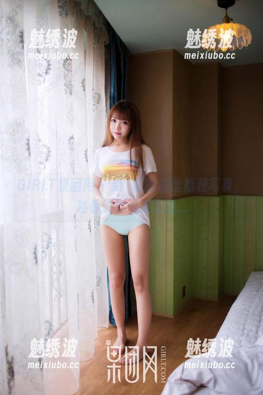 GIRLT果团网 - 龚玥菲的灰丝福利写真，越看越想流连忘返...