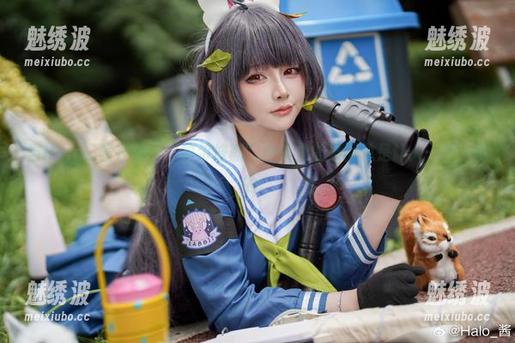 Halo_酱 当Halo_酱在线,“帕尔修斯”合集里的氛围总是让人一愣一愣的。