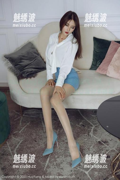 HuaYang花漾 - 黑白风格霸气上线，Emily顾奈奈酱的原图和精选让我目不转睛。