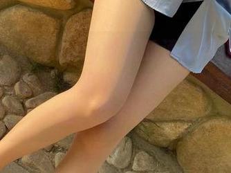 微密圈 – 汇集July芝岚的酒店自拍合集，看来不同的背景果然会产生各种莫名的联想，真有趣！