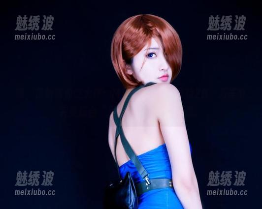 唔，最新资源之大作：MissWarmJ哥特2B，万圣节完美符合“黑色的暴风雨”主题。