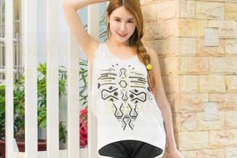 QingDouKe青豆客 – 这位女仆是从动画里走出来的吗？妮小妖的私房图片真让我想多看两眼！