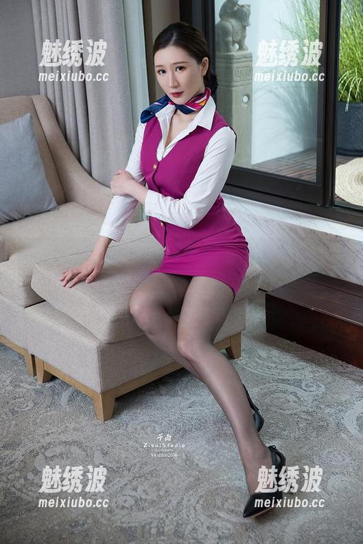 TouTiao头条女神-张蓝欣 TouTiao头条女神 - 张蓝欣的透明壁纸,清晰到我的小心思都暴露了。