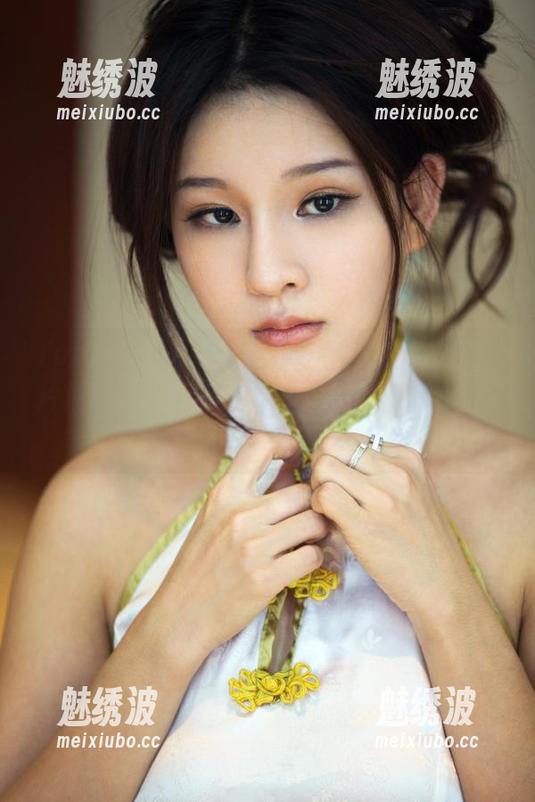 TuiGirl推女郎-土豆姐 TuiGirl推女郎 - 土豆姐,巧妙的厨房照片精选,猛戳那根脆弱的食欲神经,让你欲罢不能。