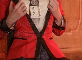 最新写真：Vinnegal的2B忍者装，送的赠品似乎更加值得关注，让人有点期待。