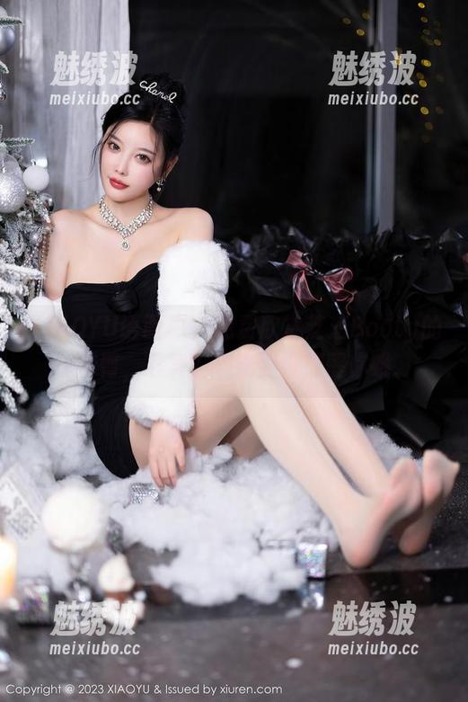 XIAOYU语画界 - 免费欣赏芝芝Booty的美臀，下载？别说我没提醒你哦