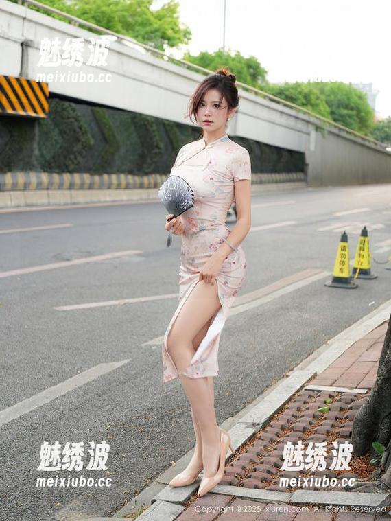 Xiuren秀人网 - 妹妹上线！最新原图修图后的hebe韩心雨，少女感爆棚
