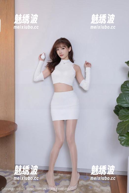 Xiuren秀人网-慕嫣然Lancy Xiuren秀人网 - 慕嫣然Lancy的新角色:学妹,跟无圣光来场原图冒险