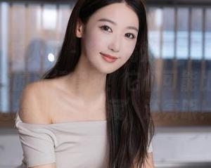 Xiuren秀人网 – 超级高清+梦然同学=不需要滤镜的旅行套图！它们可能比我在路边捡到的‘宝藏’还亮眼！
