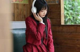 Xiuren秀人网 – 王俪丁呀的新作品：高跟鞋–有没有比这更有个性的图库了？