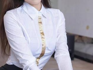 Xiuren秀人网 – 爱上了白微Sera的校园作品，她竟然把这一切都免费奉献了，真搞不懂她想干嘛。