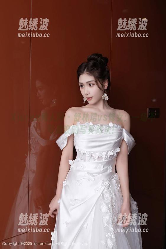 Xiuren秀人网-舒林培 Xiuren秀人网 - 舒林培vs修女:一场不可思议的写真对决!
