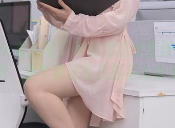 Xiuren秀人网 – 芈琳娜婚纱图册资料库，免费，拐个弯还能找到基本的美感。