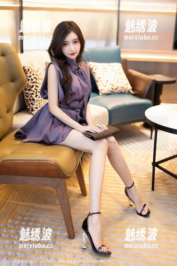 Xiuren秀人网 - 说好的白裙套图，陆萱萱的这波操作，我只能说：活久见！