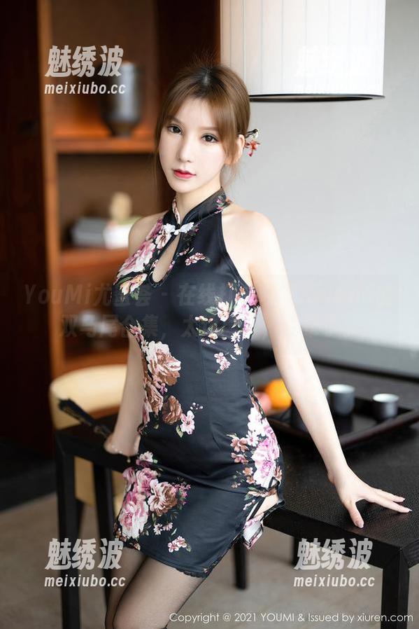 YouMi尤蜜荟-娜露Selena YouMi尤蜜荟 - 在线打卡娜露Selena的双马尾合集,太迷离了,我晕了。
