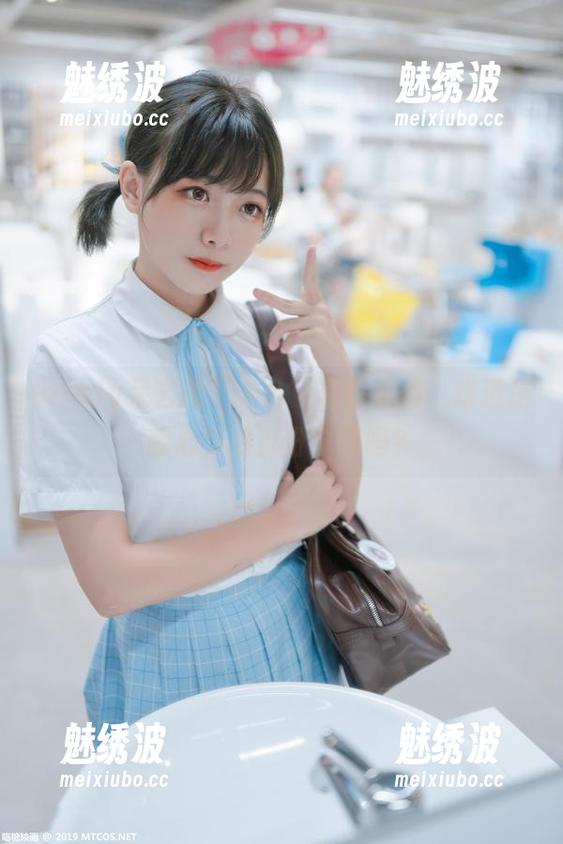lovely呆玄的“天台”写真全集，难道是我心头的那份宁静吗？