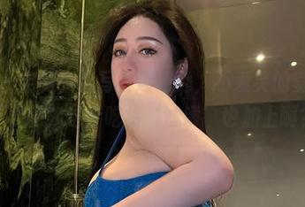 微密圈 – 定制少女写真迷幻秀，不爱笑的赛琳，能不能把我这个吃货‘滤镜’也加上啊？