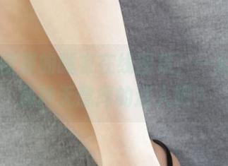 丽柜 – 甜甜的睡衣在线图集，一起来感受那种无意间的迷人吧？