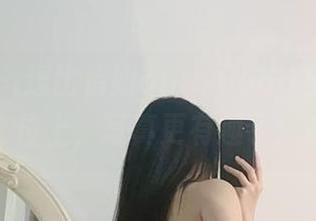 微密圈 – 逗比俏妞qiaoniu66在护士岗位上，写真更有趣了！