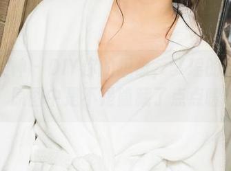 克拉女神 – DIY你的想象，梦瑶的双人系列，原图中是不是隐藏了点点暧昧？
