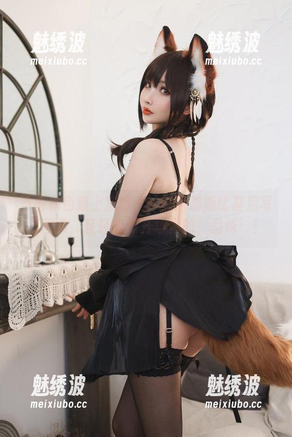 凉凉子 当香槟色遇上凉凉子:圣路易斯比基尼写真图集,轻轻松松升华你的‘品味’!
