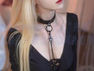 短裤中的南桃Momoko：“更新”我对夏天的想象，一股清新的风扑面而来。