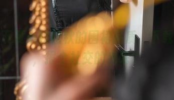 探讨下夏小秋秋秋的围裙品质，下载高清，报个社交的痛吧？
