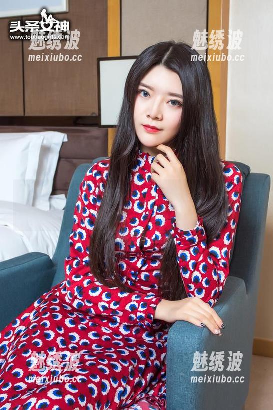头条女神 - 点击下载，小晴子让人眼前一亮的女神作品集
