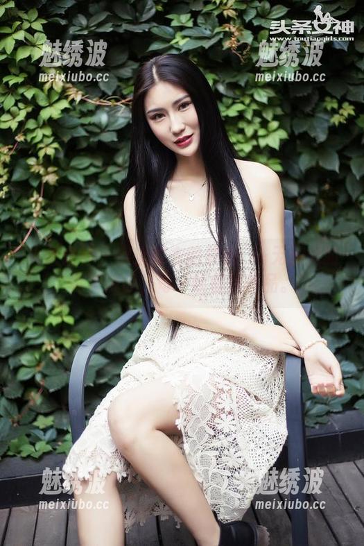 头条女神 - 穿上皮衣的梦心玥—无圣光的真实挑战，每一帧都像作品。