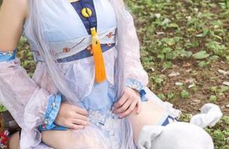 头条女神 – 最新来袭！火儿不太“爱的盛放”，你们觉得呢？