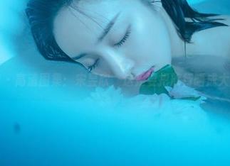 微密圈 – 高清图集：宋昱欣，这是要把旅行晒成大片吗？