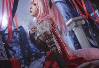 宫本樱的新篇章：红裙写真集速递来啦！