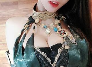 微密圈 – 图包看这里，小玉吃果冻的牛仔短裤日常，白背心加分失败还是成功？