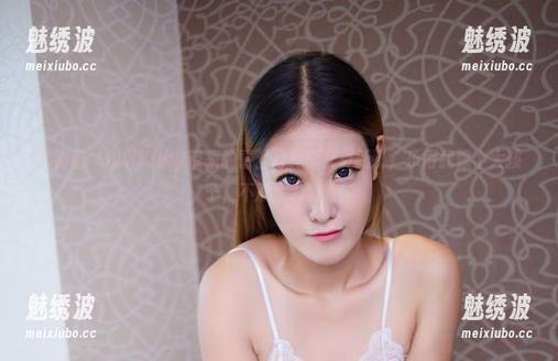 尤物馆-悦儿Yuky 尤物馆 - 悦儿Yuky带来的蕾丝写真集又更新了,乐得我像个大孩子,不准大人看哦!