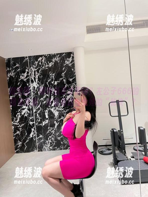 微密圈 - 哪种俏皮才最好？左公子666的图集更新，来看看这位女娃的“秘诀”？