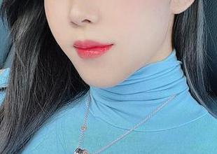 微密圈 – 是你没听错！张老师的吉他妹妹照片现在免费提供