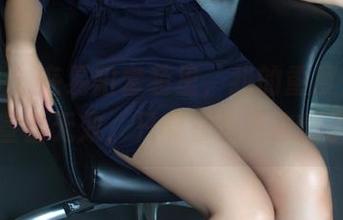 推女郎 – 在易阳套装里，我的重度关注力已宣告无效，只能看美图连翻了！