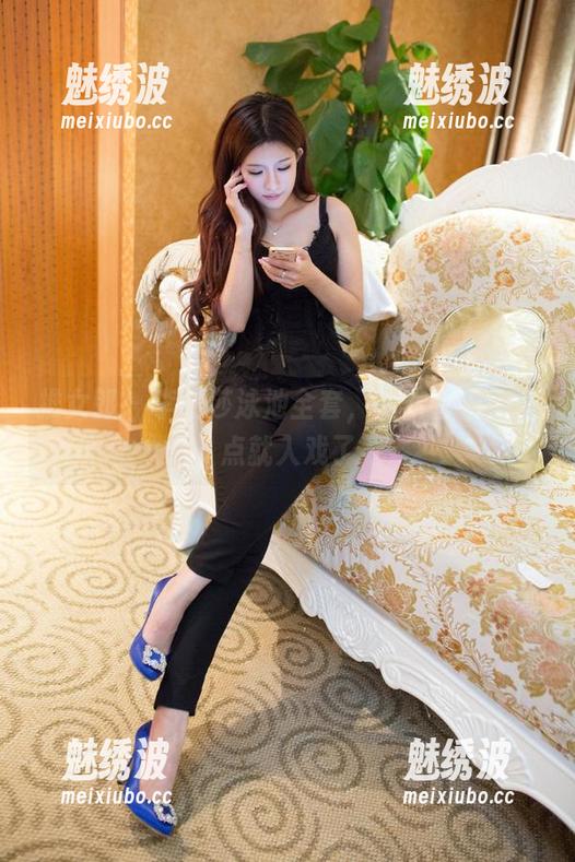 推女郎 - 李丽莎泳池全套，看着看着，差点就入戏了