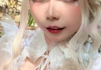 无颜小天使wy的美图：女王也偏爱网红气息