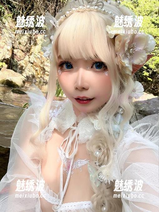无颜小天使wy的美图：女王也偏爱网红气息