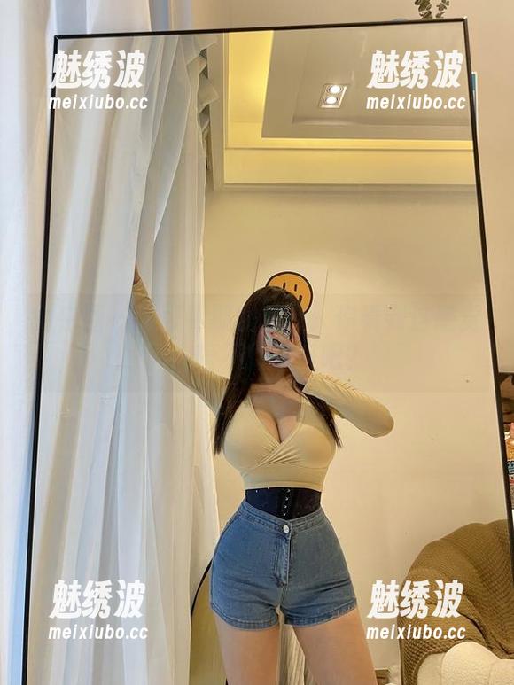 微密圈 - 是可馨耶的套图：你看到这感觉，血管不炸才怪吧？