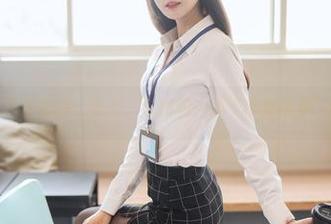 厨娘泥泥汝最新美图：菜刀、食材和一堆“不被推荐”的经典做法