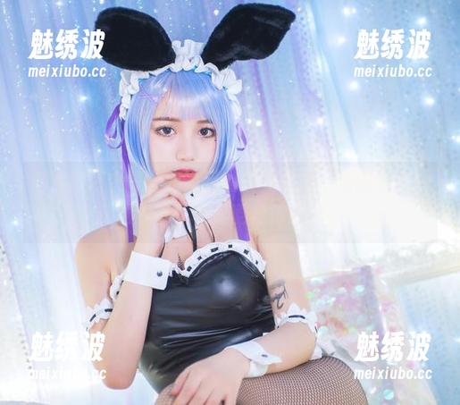 “洛丽塔大哥”和甄姬的最新写真：游园梦境中的古典优雅，酷炫得离谱！