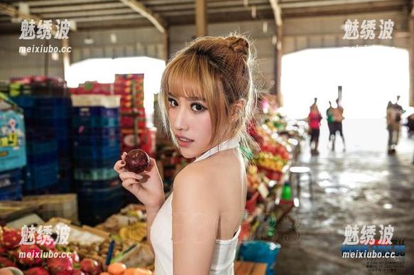 爱丝-瑶瑶 爱丝 - 瑶瑶经典比基尼写真:定制一波俏皮之路