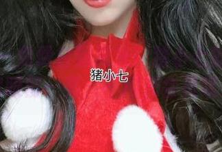 微密圈 – 免费白到发光！猪小七的美图让你眼前一亮，不用充会员哦！