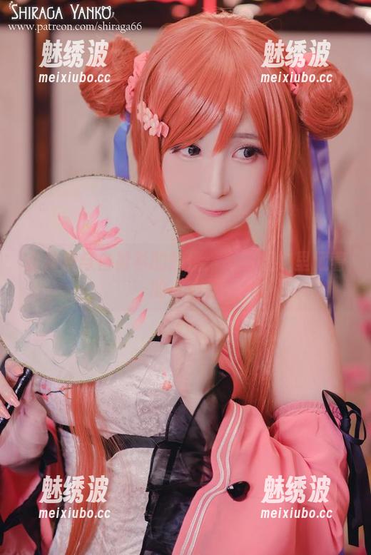 白神泱 白神泱与白衬衫的情愫:高清图包里藏着的小心思